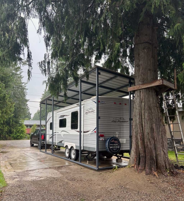 RV Storage unit with custom slideout opening